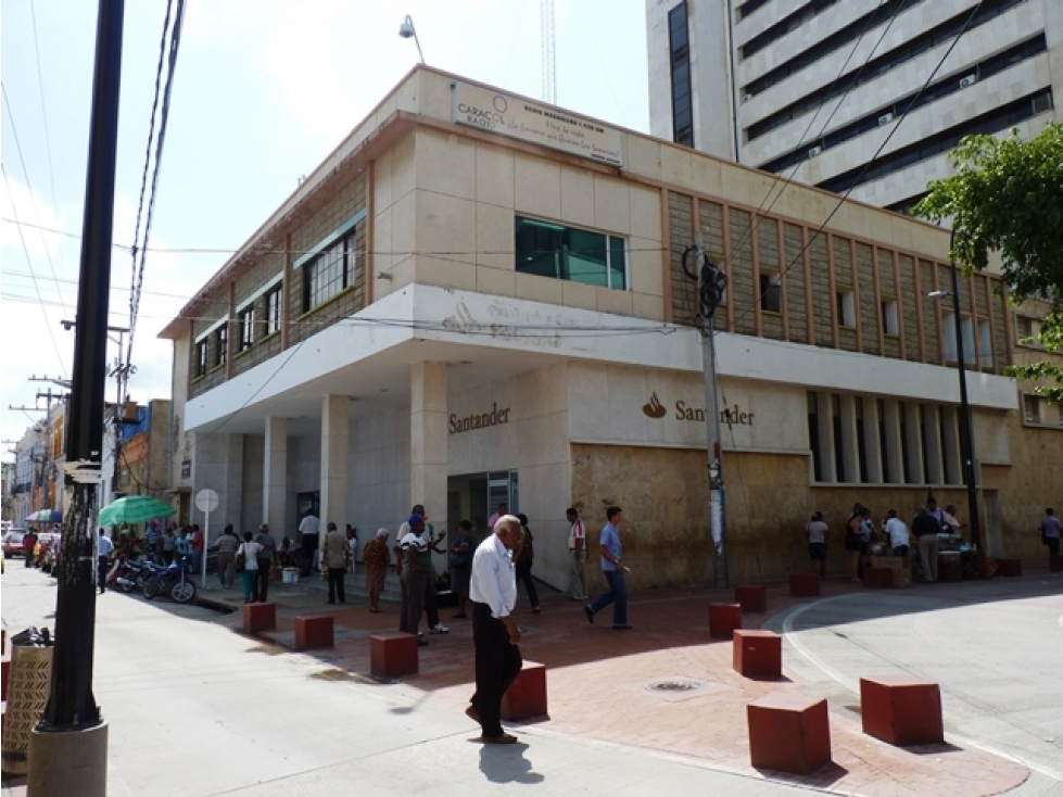 LOCAL COMERCIAL EN VENTA Y ARRIENDO EN SANTA MARTA - 4