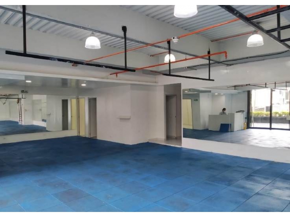 SE ARRIENDA LOCAL COMERCIAL EN BOGOTA