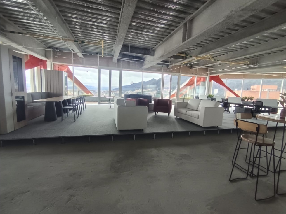 SE ARRIENDAN OFICINAS DESDE 700 m² hasta 2000 m² CENTRO INTERNACIONAL — foto 3