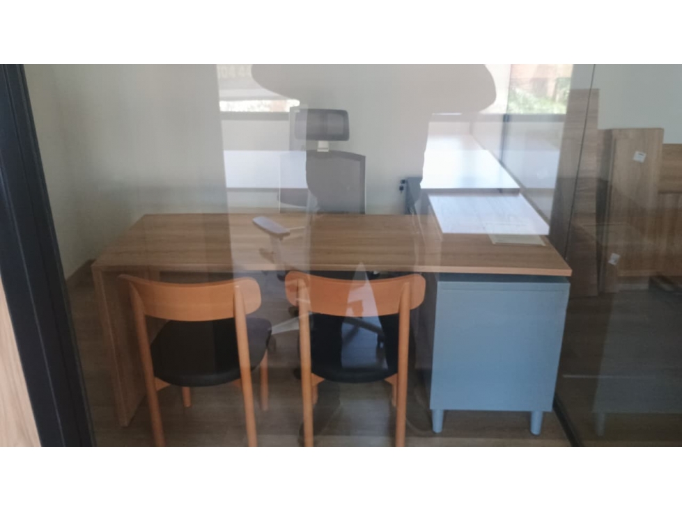 SE VENDE OFICINA EN MEDELLIN