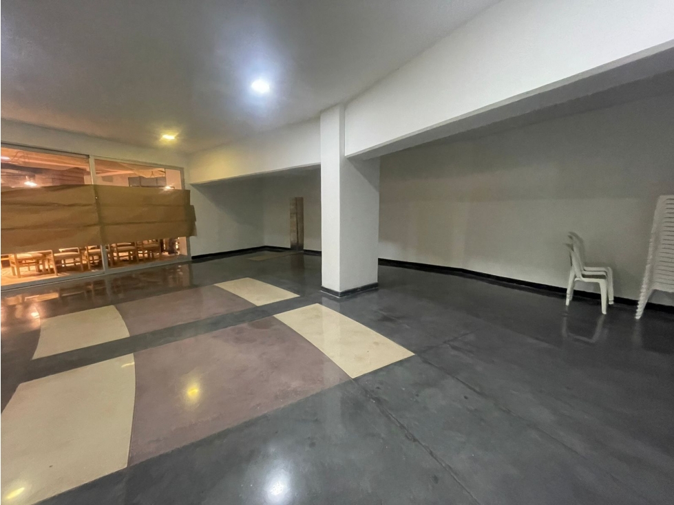 SE ARRIENDA LOCAL COMERCIAL POBLADO — foto 3