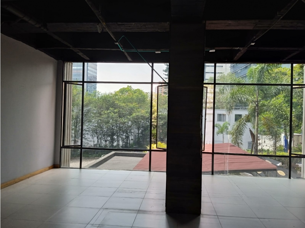 SE ARRIENDA LOCAL COMERCIAL POBLADO — foto 4