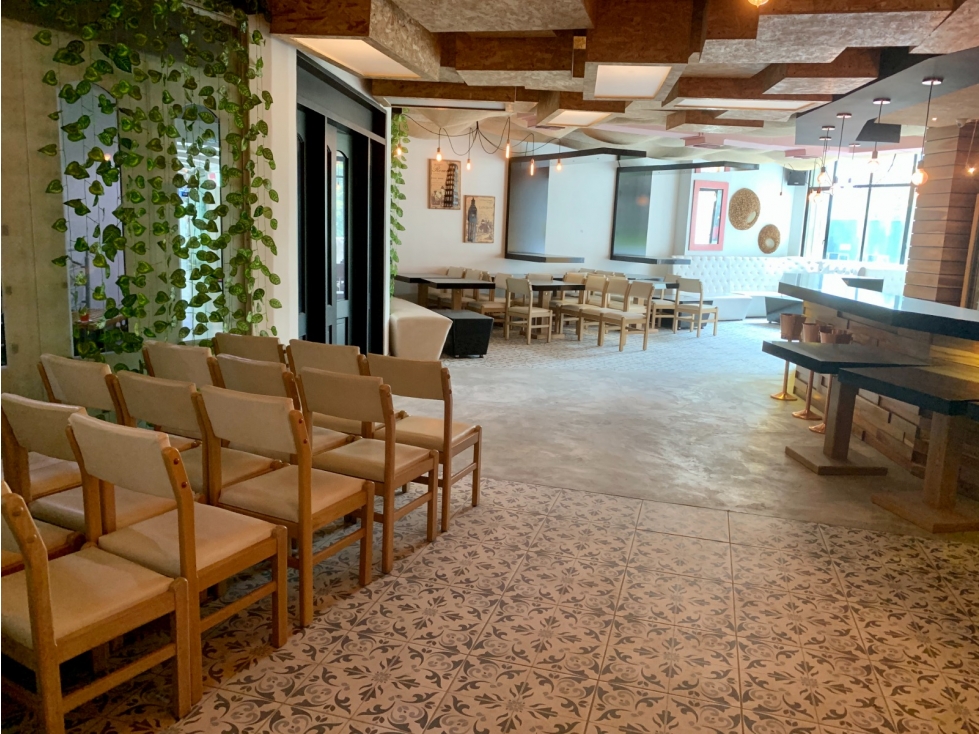 SE ARRIENDA LOCAL COMERCIAL POBLADO — foto 4