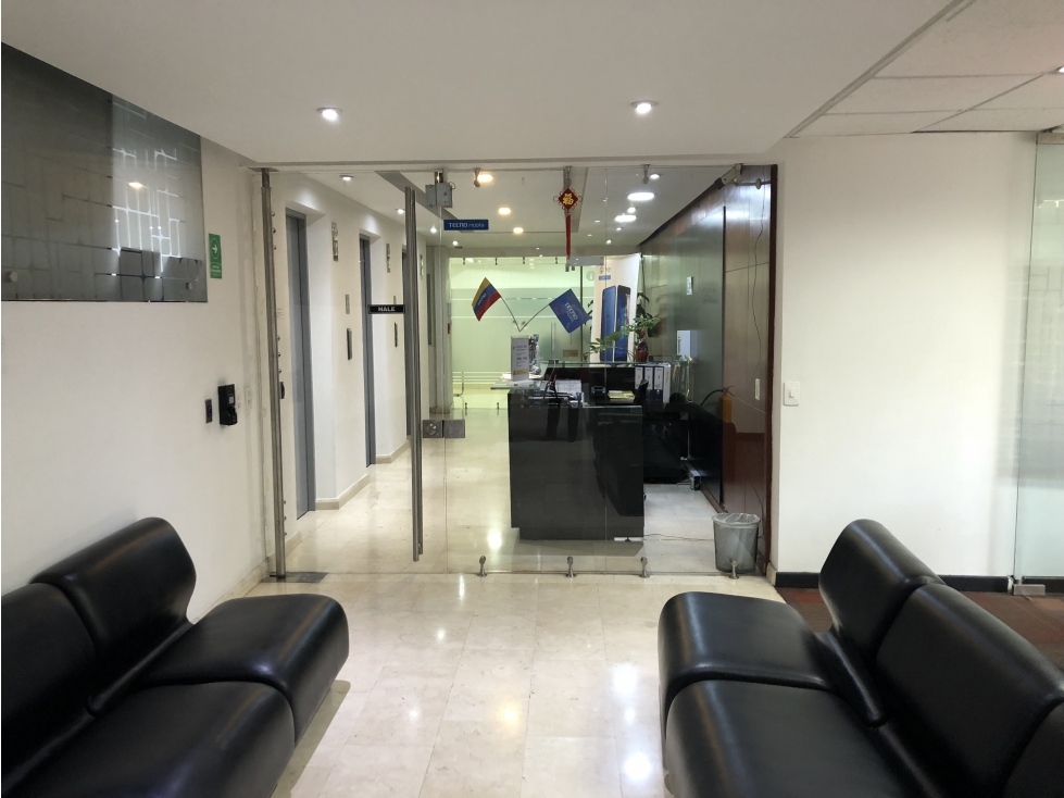 ARRIENDO OFICINA EN BOGOTA — foto 4