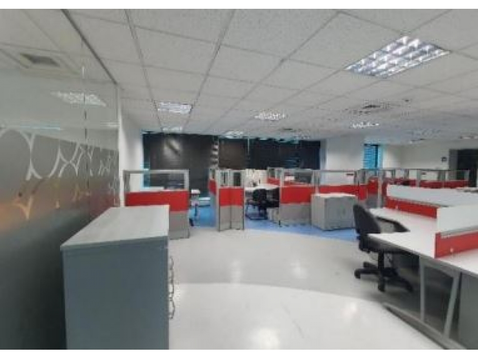 SE ARRIENDA LOCAL COMERCIAL POBLADO — foto 3