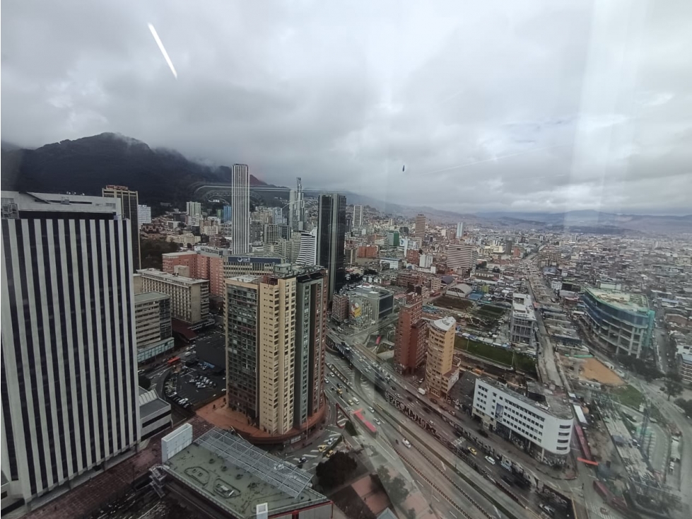 SE ARRIENDAN OFICINAS DESDE 700 m² hasta 2000 m² CENTRO INTERNACIONAL — foto 5