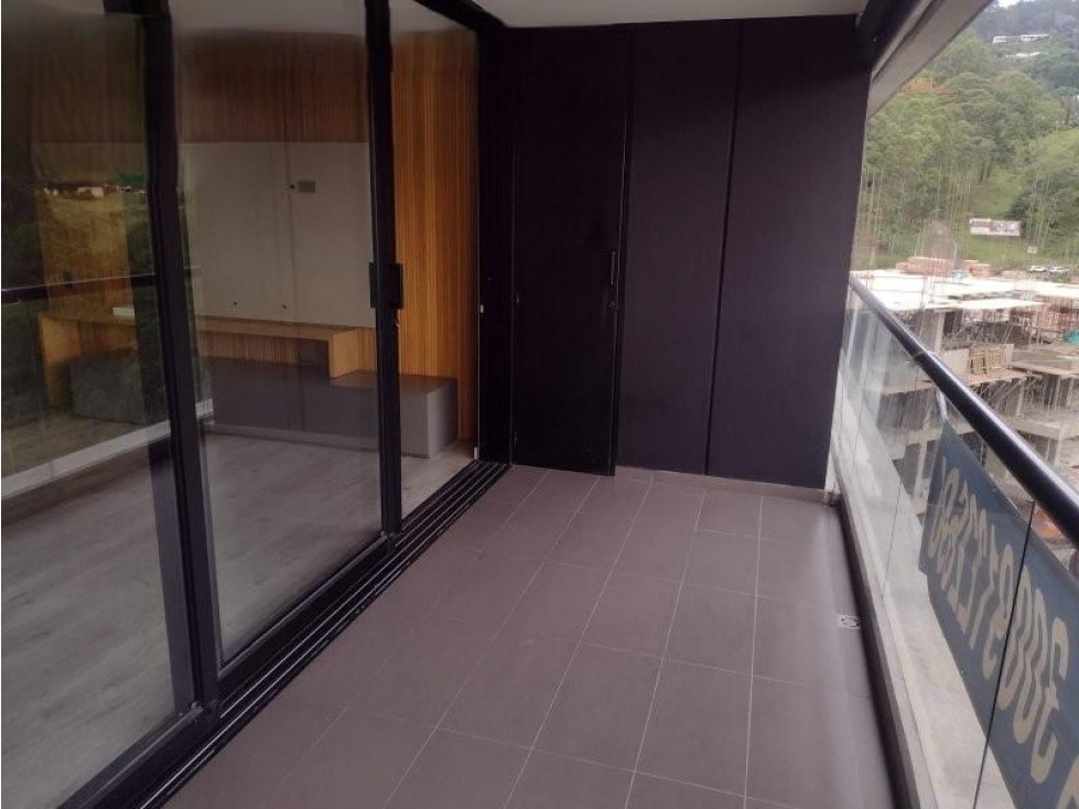 SE ARRIENDA APARTAMENTO EN EL POBLADO — foto 4