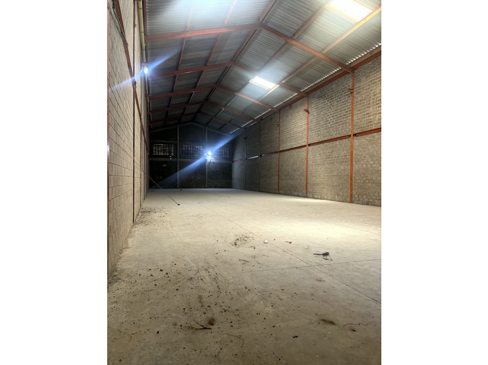SE ARRIENDA BODEGA EN BARRANQUILLA - 4