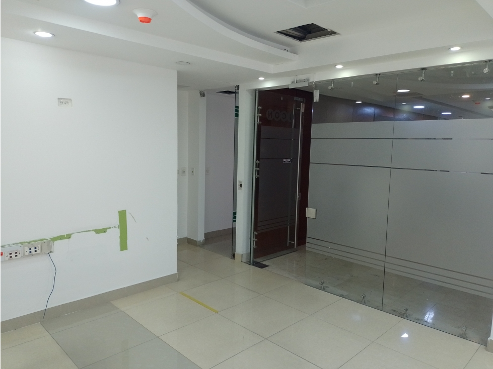ARRIENDO OFICINA EN BOGOTA — foto 3