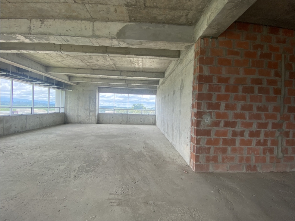 SE VENDE OFICINA EN APARTADO - 5
