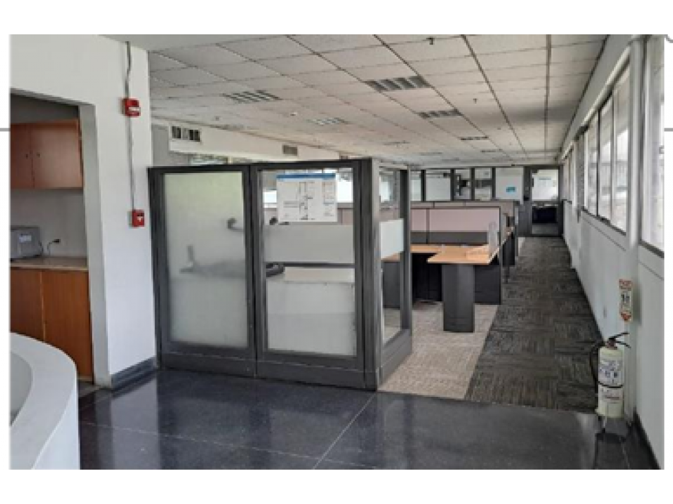 SE ARRIENDA OFICINA BOGOTA PARA 1000 puestos de trabajo — foto 4