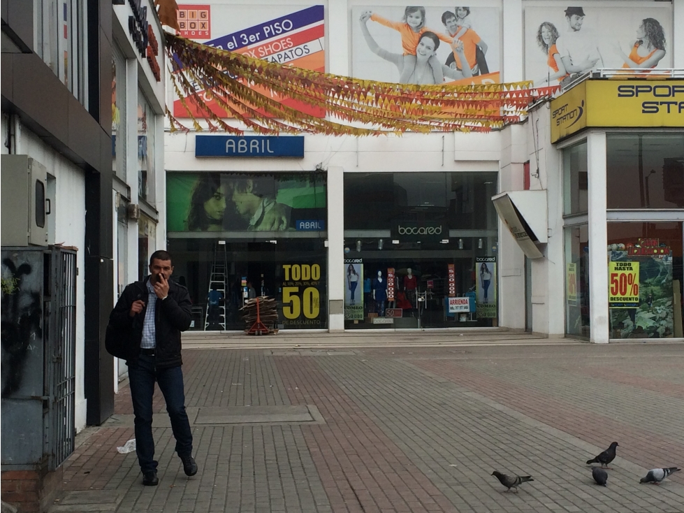 SE ARRIENDA LOCAL COMERCIAL EN BOGOTA — foto 3