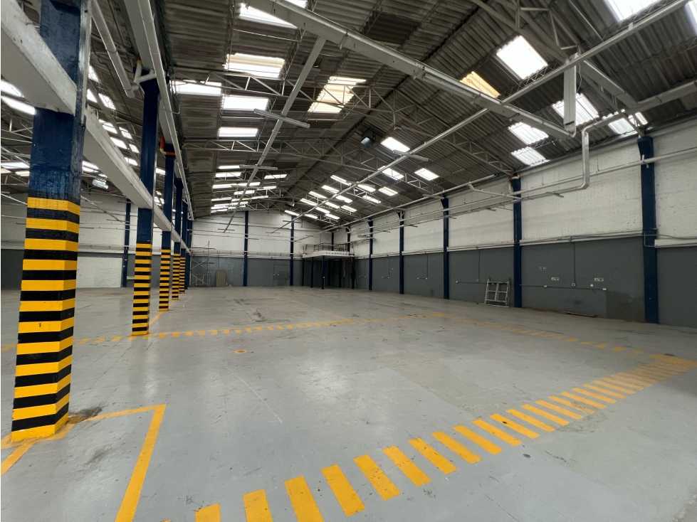SE VENDE BODEGA EN BOGOTA