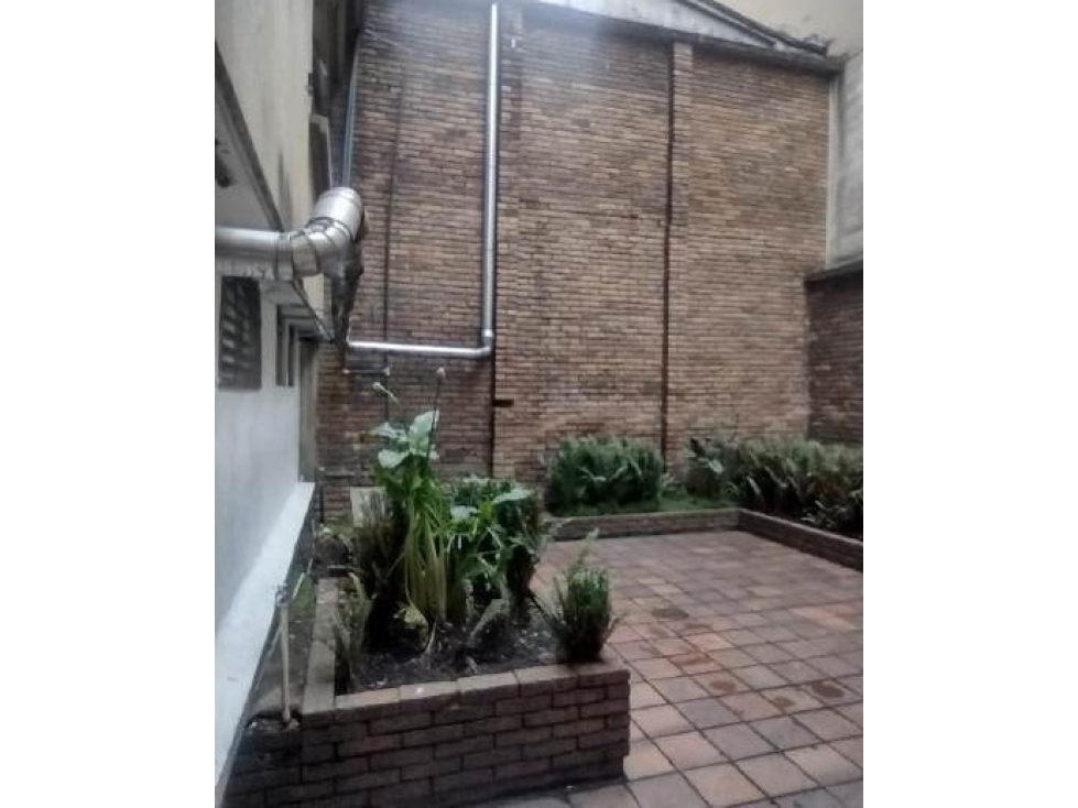 SE ARRIENDA O SE VENDE LOCAL COMERCIAL EN BOGOTA — foto 6