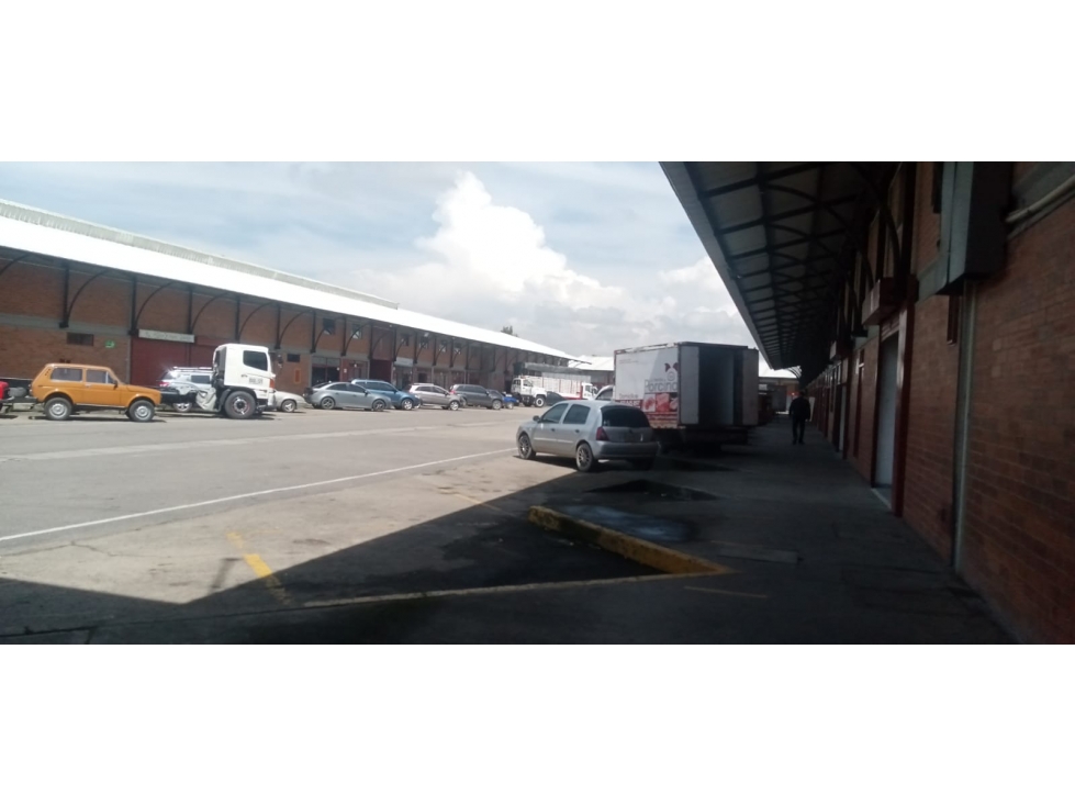 LOCAL 1359 EN PARQUE AGROINDUSTRIAL DE OCCIDENTE, PAO - 4