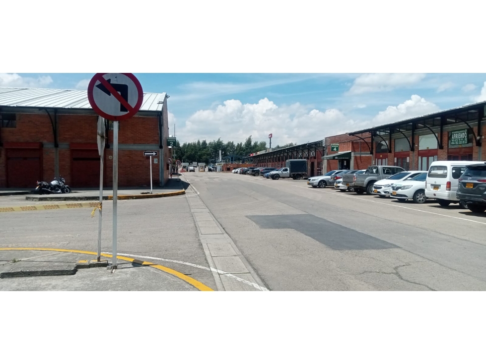 LOCAL 1359 EN PARQUE AGROINDUSTRIAL DE OCCIDENTE, PAO - 5