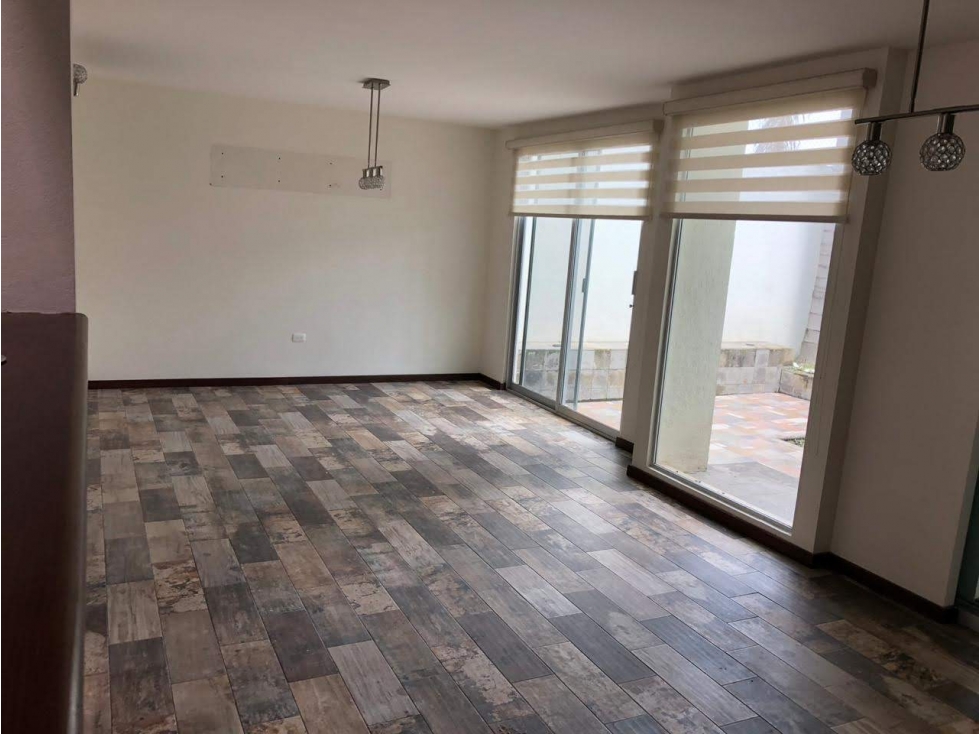 Casa en venta en Fracc Plazuelas de San Bernardino en Tlaxcalancingo — foto 2