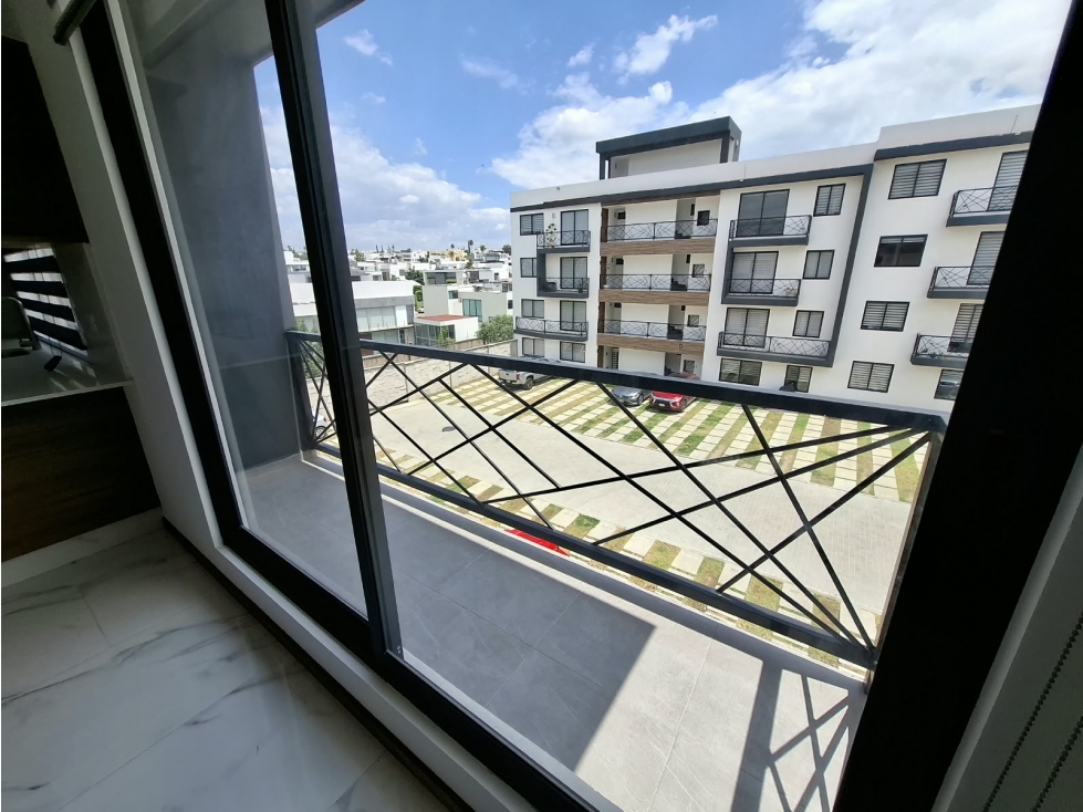 Departamento en Renta Torre Saona, Lomas de Angelopolis - 2