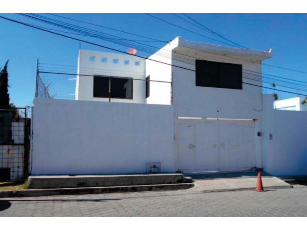 Casa En Venta Con Amplio Jardín Cerca De Plaza San Diego - 2