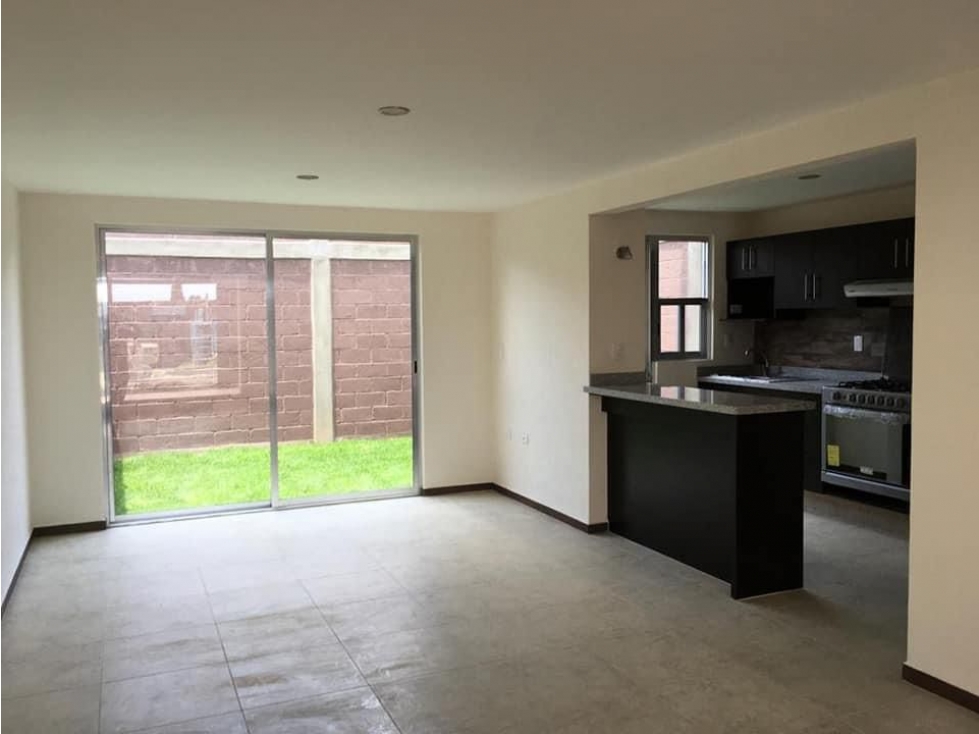 Casa En Venta En Fraccionamiento En Cuautlancingo - 3