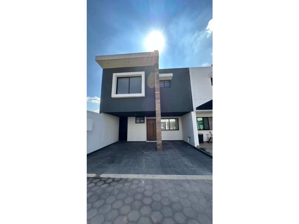 Casa en Venta Carcaña, Cholula, Plaza Explanada