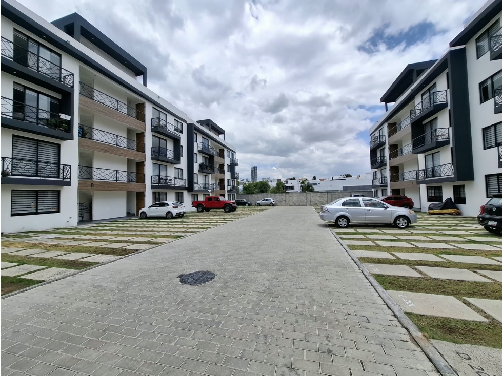 Departamento en Renta Torre Saona, Lomas de Angelopolis - 1