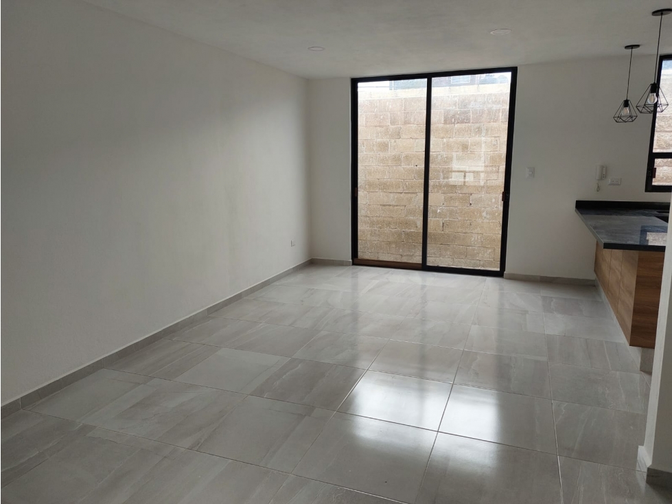 Casa En Venta Dentro De Fraccionamiento En Cuautlancingo - 2
