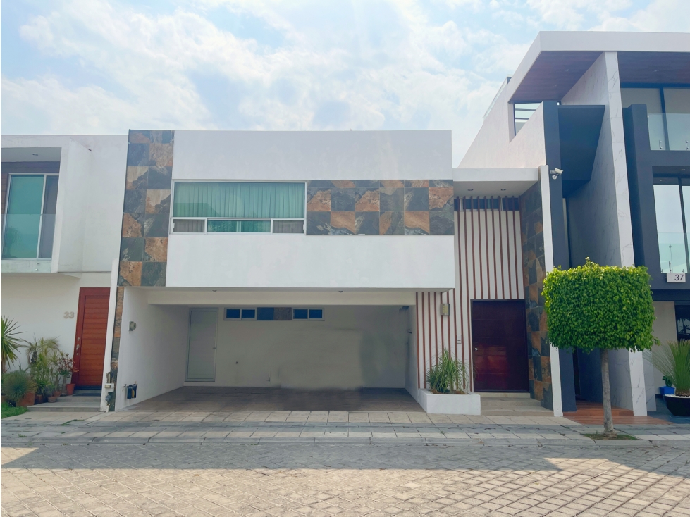 Casa En Venta Bosques de Zavaleta