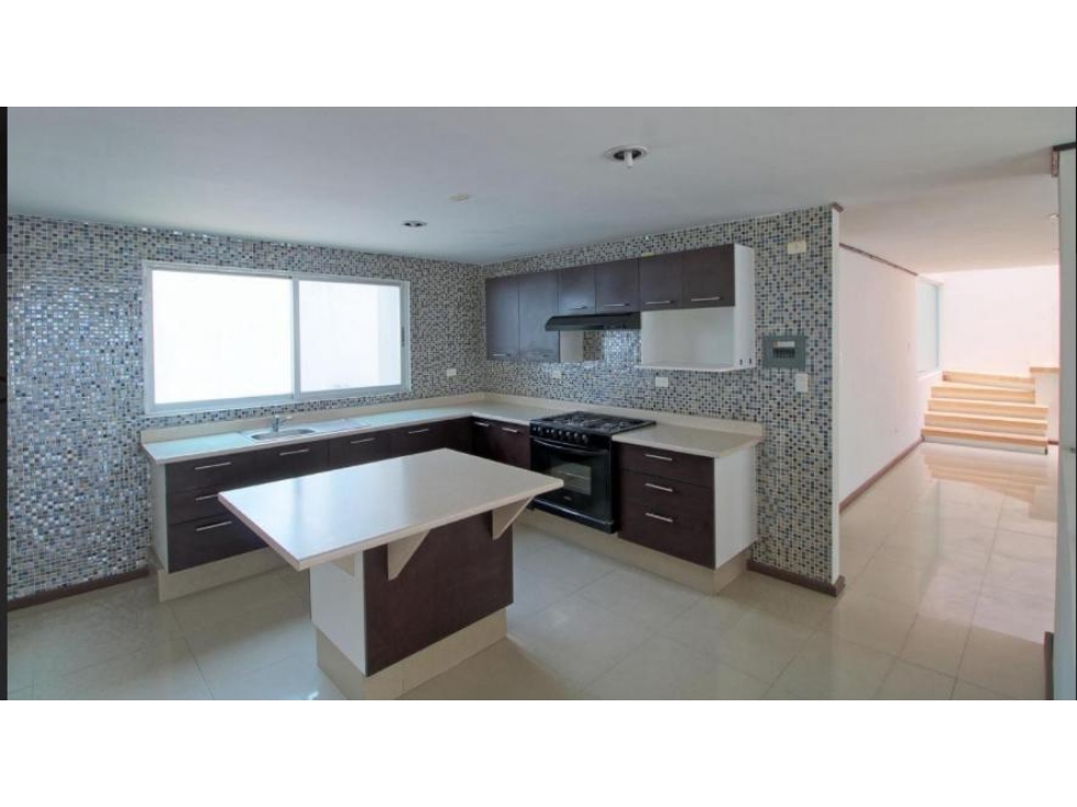 Casa En Venta Dentro De Fraccionamiento En Camino Real - 5