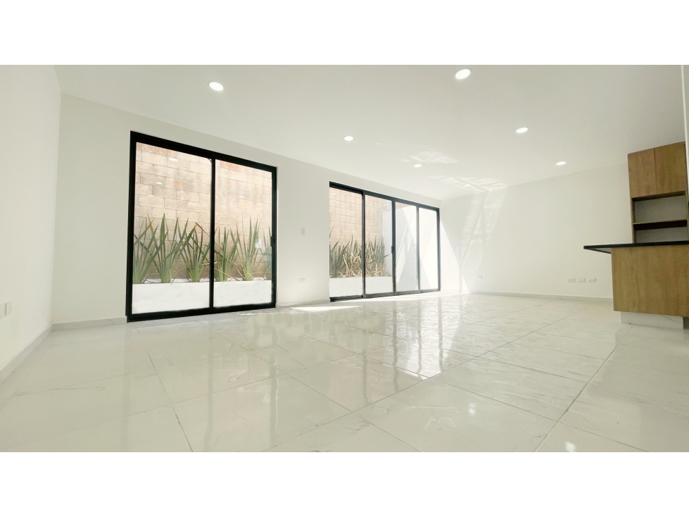 Casa Nueva en Venta, Cholula, Zona Carcaña, Momoxpan — foto 2