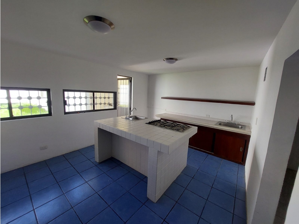 Casa En Venta Con Amplio Jardín Cerca De Plaza San Diego - 5