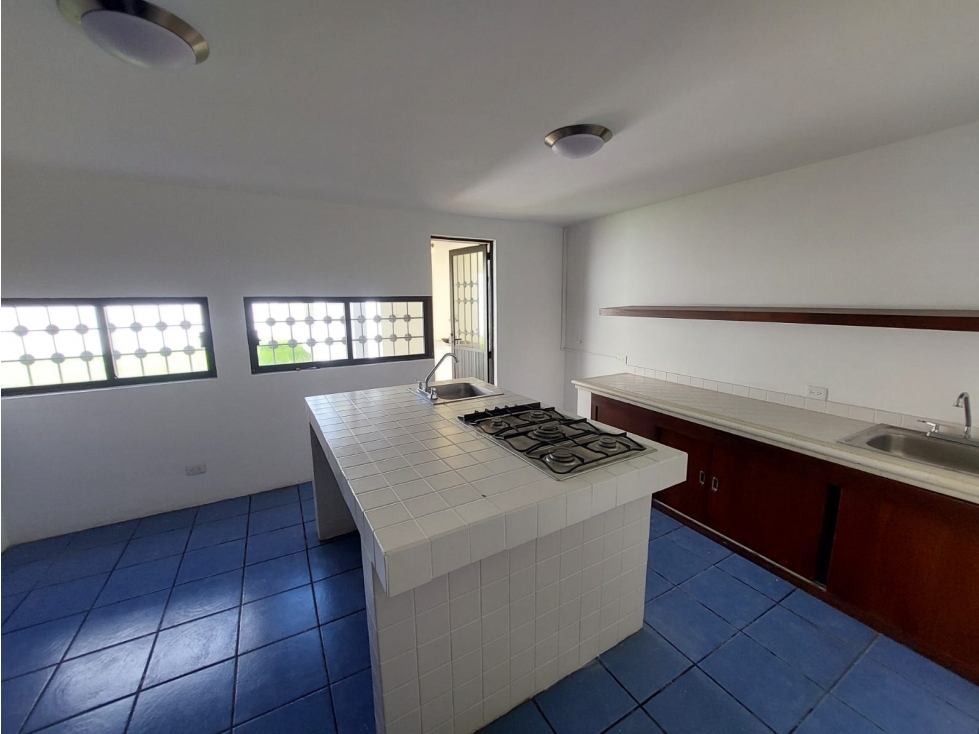 Casa En Venta Con Amplio Jardín Cerca De Plaza San Diego - 6