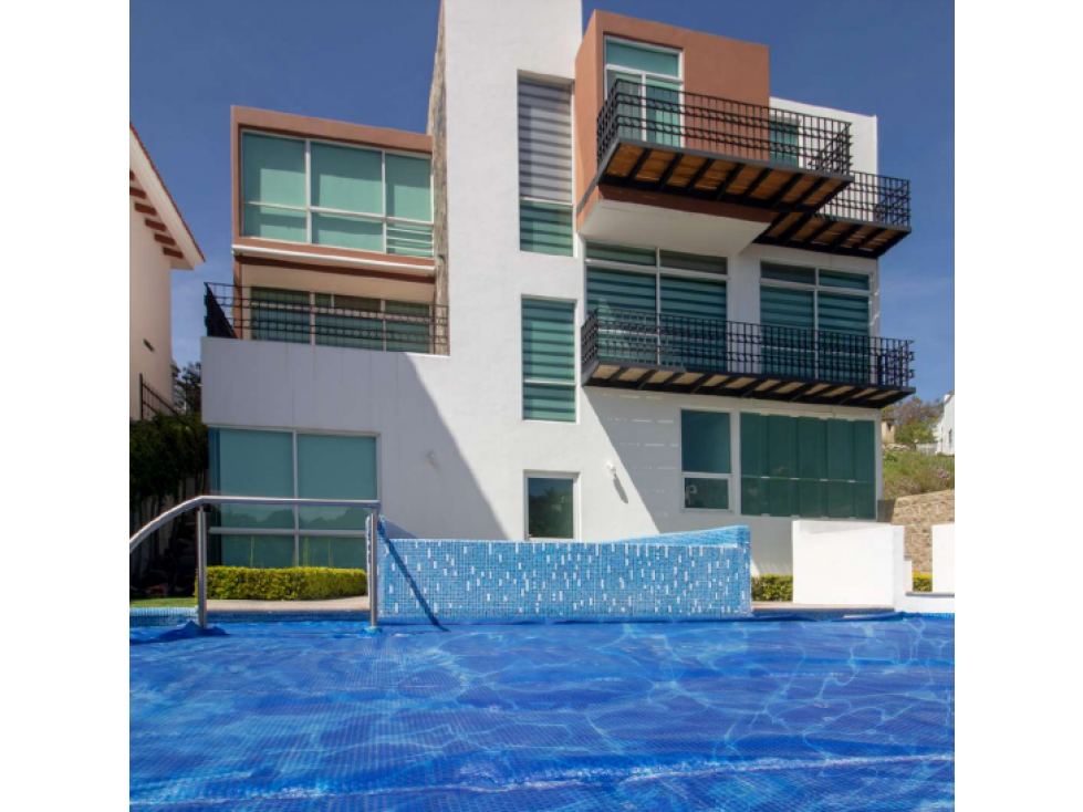 Residencia en Venta En Fracc. Cerrado en La Calera — foto 5