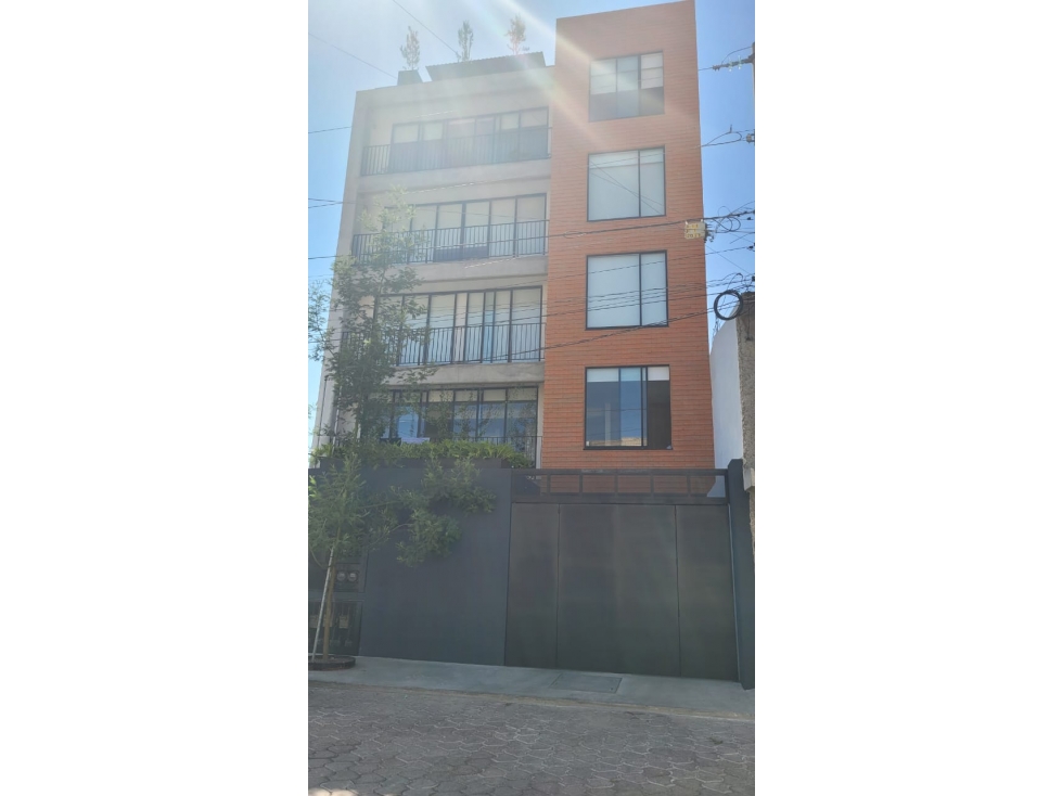 Departamento Cerca De Colegio La Salle - 1
