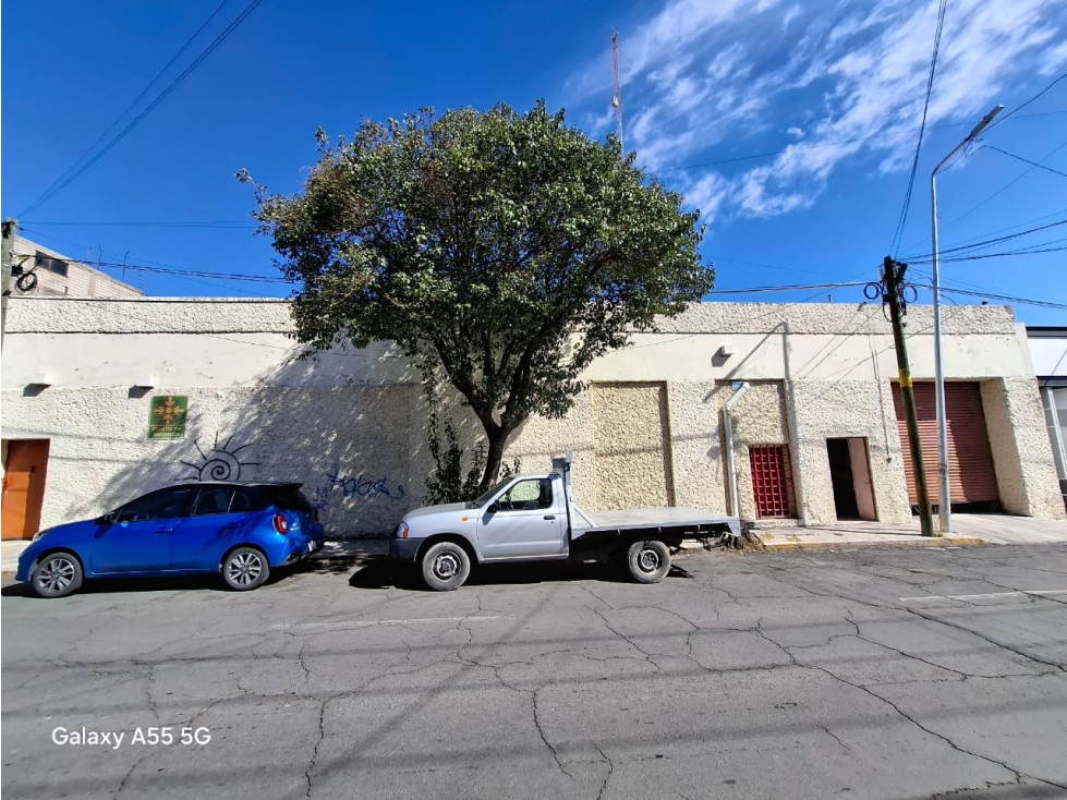 Bodega en Renta Col El Carmen, Cerca al Centro - 2