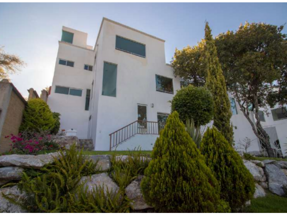 Casa En Venta En Zona Calera Con Amplias Áreas Verdes — foto 5