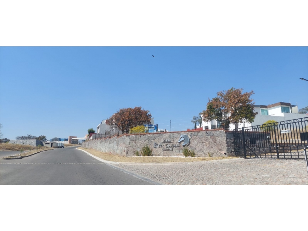 Lote En Venta En Fraccionamiento Haras Del Bosque - 1