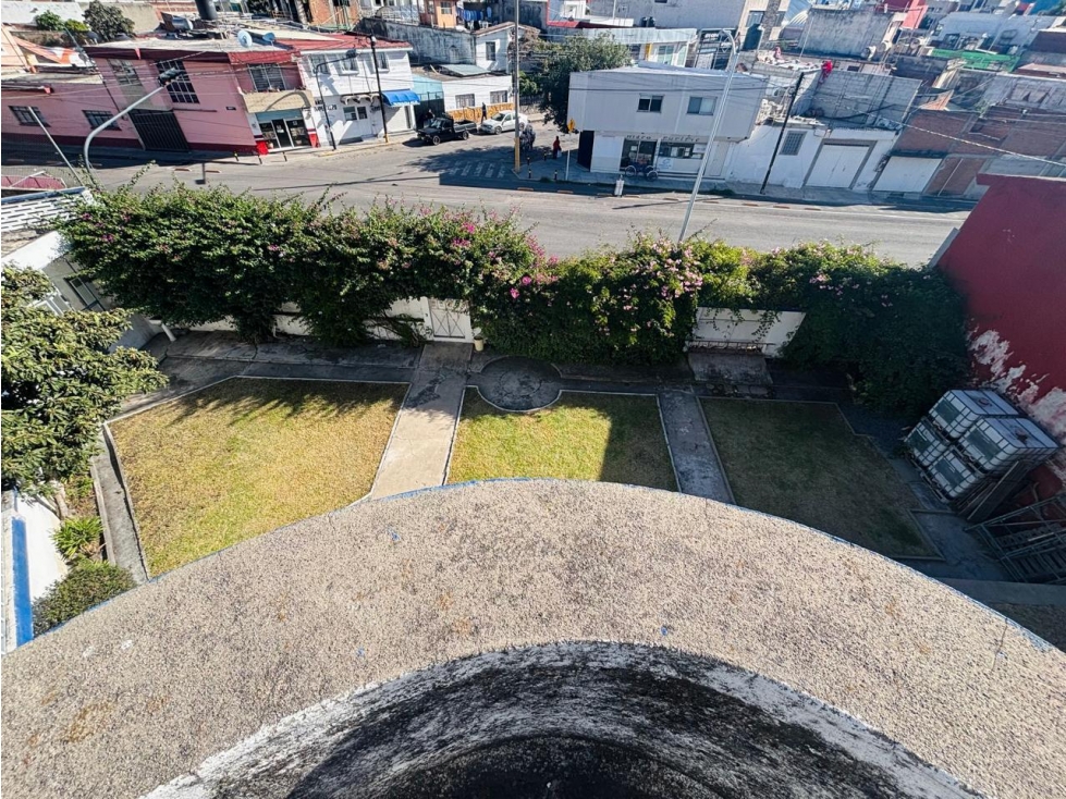 Casa En Venta para Negocio Zona 25 poniente