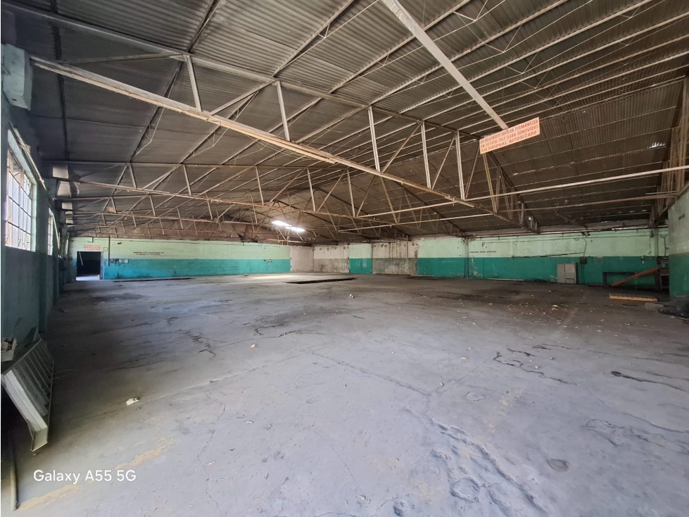 Bodega en Renta Parque Ecologico, Cerca Campo Militar - 6