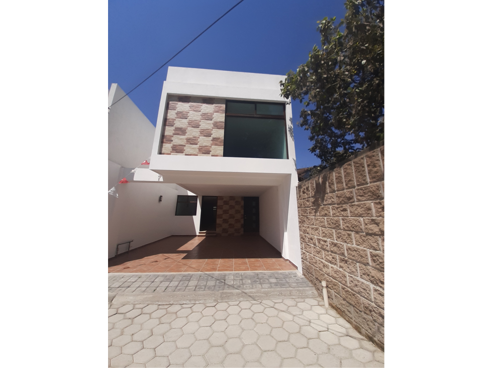 Casa En Venta Nueva Con Roof Quintas De Guadalupe Cholula - 1