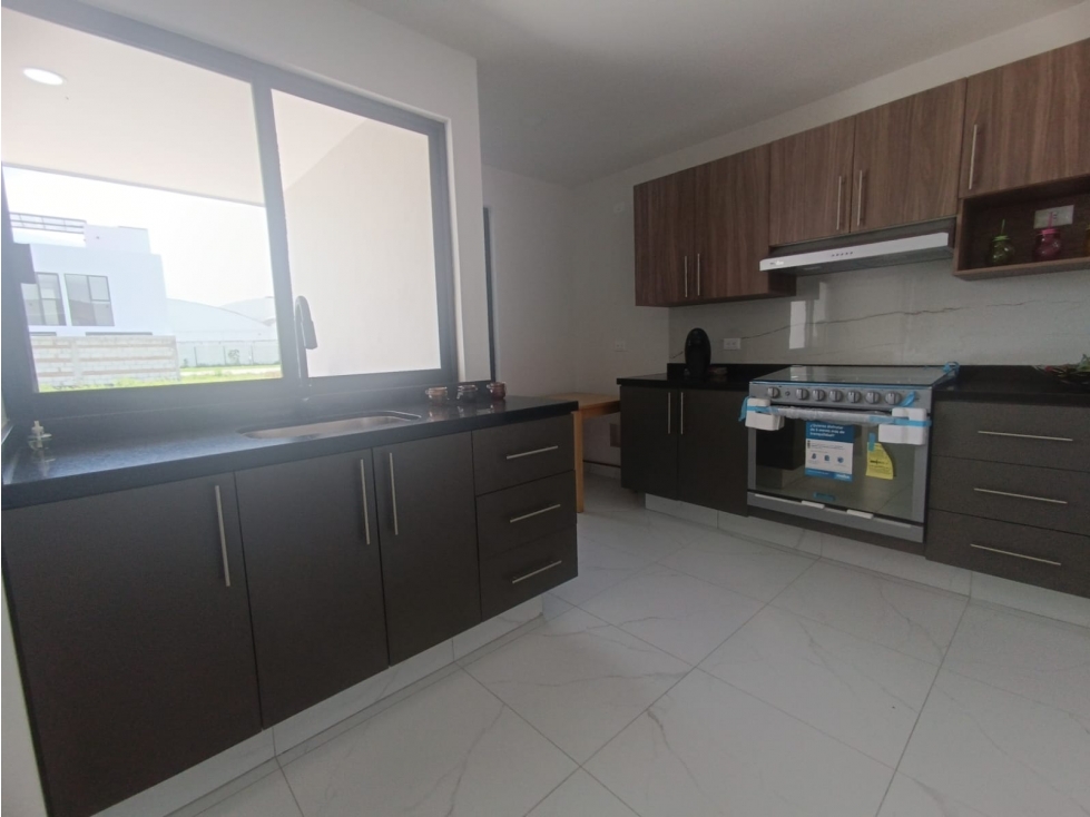 Casa en Venta Fracc Monterreal, Zona Cholula Huejotzingo — foto 5