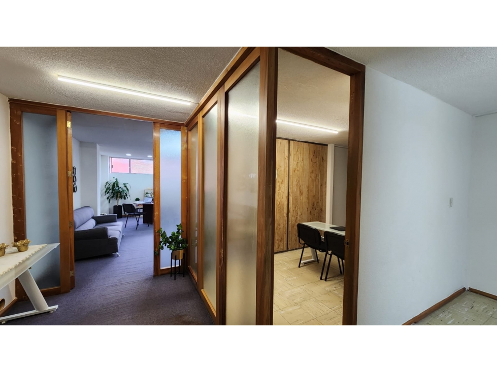 Oficina En Venta Con Coworking Ideal Clinicas, Escuela Plaza Dorada - 3