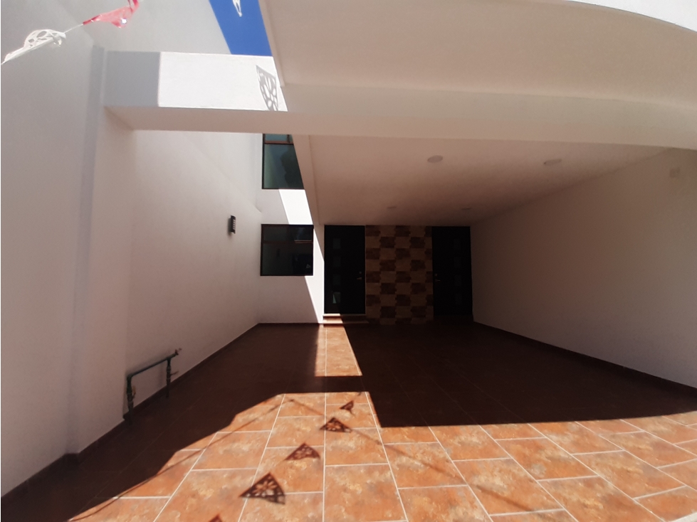 Casa En Venta Nueva Con Roof Quintas De Guadalupe Cholula - 2
