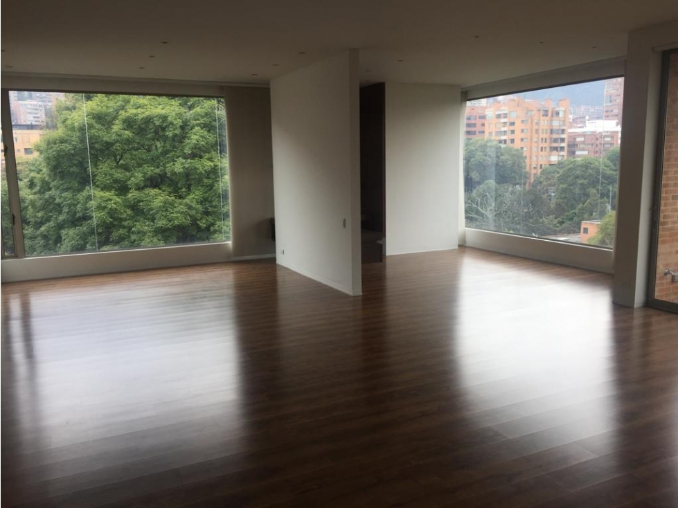 Se VENDE Y ARRIENDA apartamento La Cabrera 312m2 Terraza