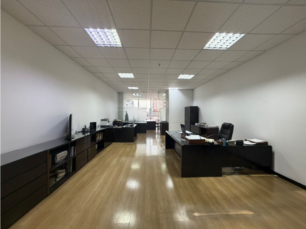 SE VENDE OFICINA EN EL CHICO 76M2