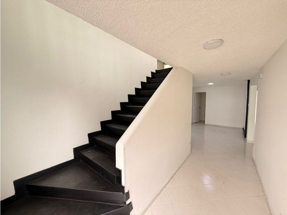 SE VENDE O ARRIENDA CASA DE OFICINAS 360m2 — foto 4
