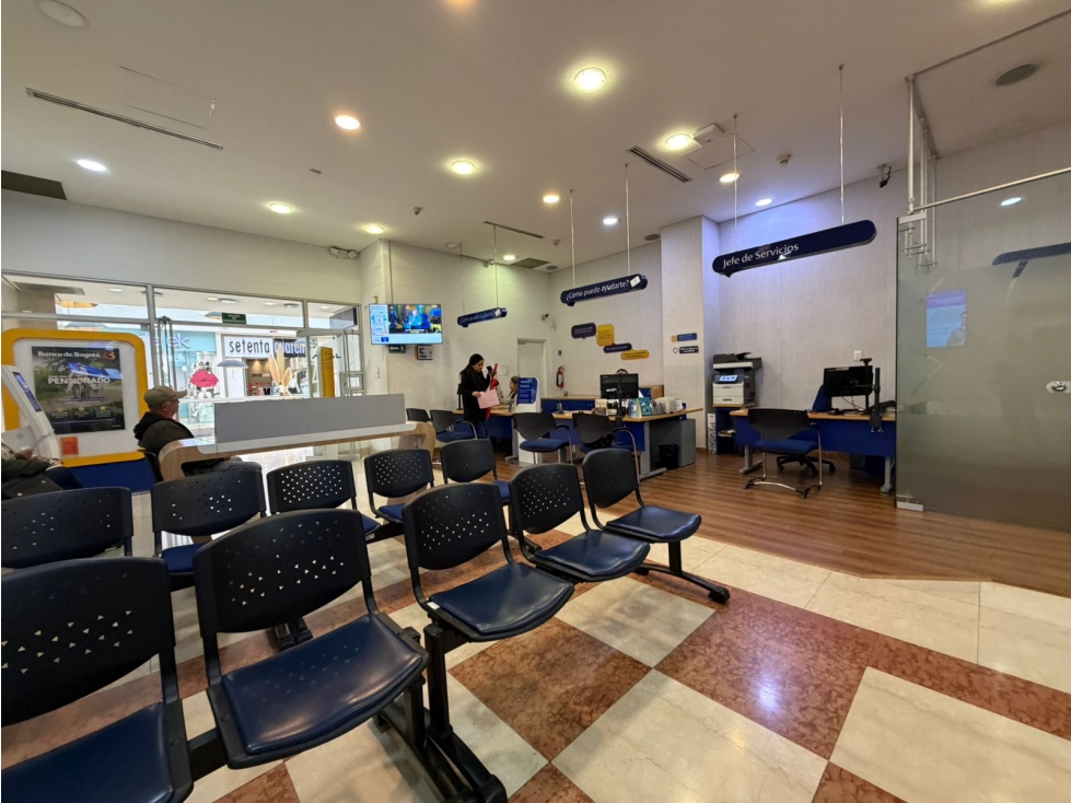 SE VENDE O ARRIENDA LOCAL EN EL CENTRO COMERCIAL SANTAFE 158m2 — foto 4