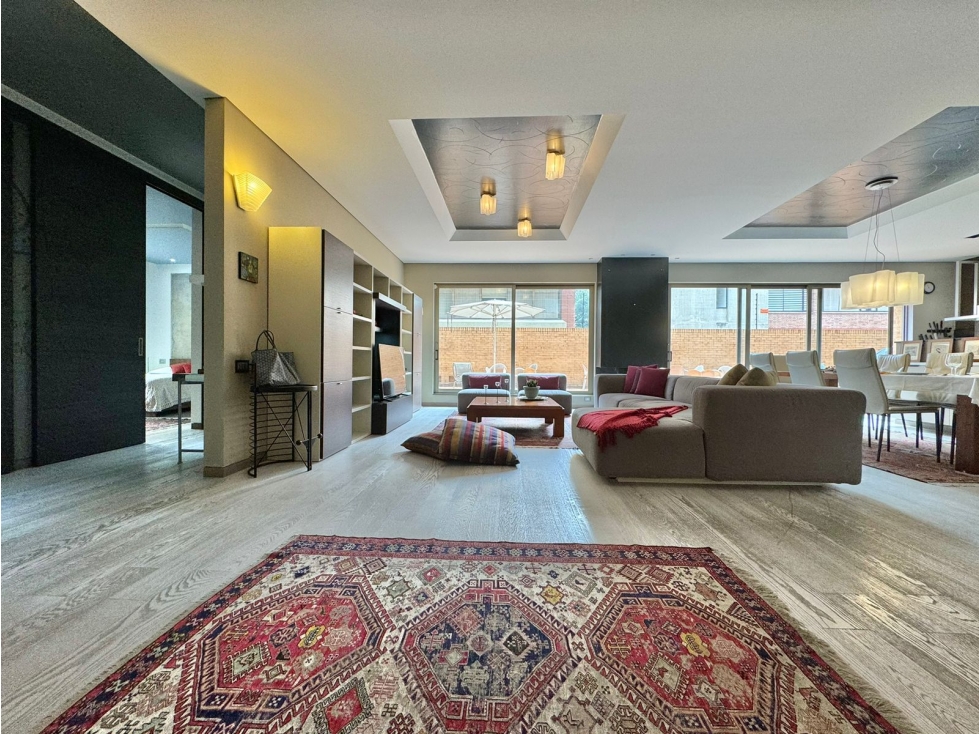 SE ARRIENDA APARTAMENTO AMOBLADO EN EL CHICÓ 200M2 + TERRAZA 100M2