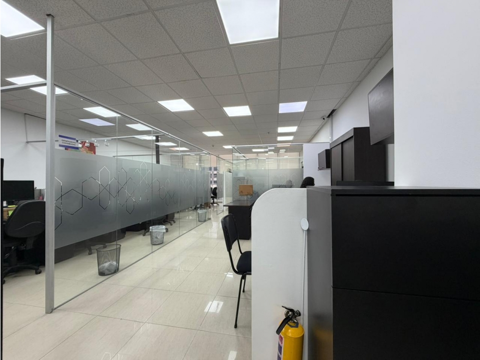 SE VENDE O ARRIENDA OFICINA EN EL CHICÓ 120M2 — foto 6