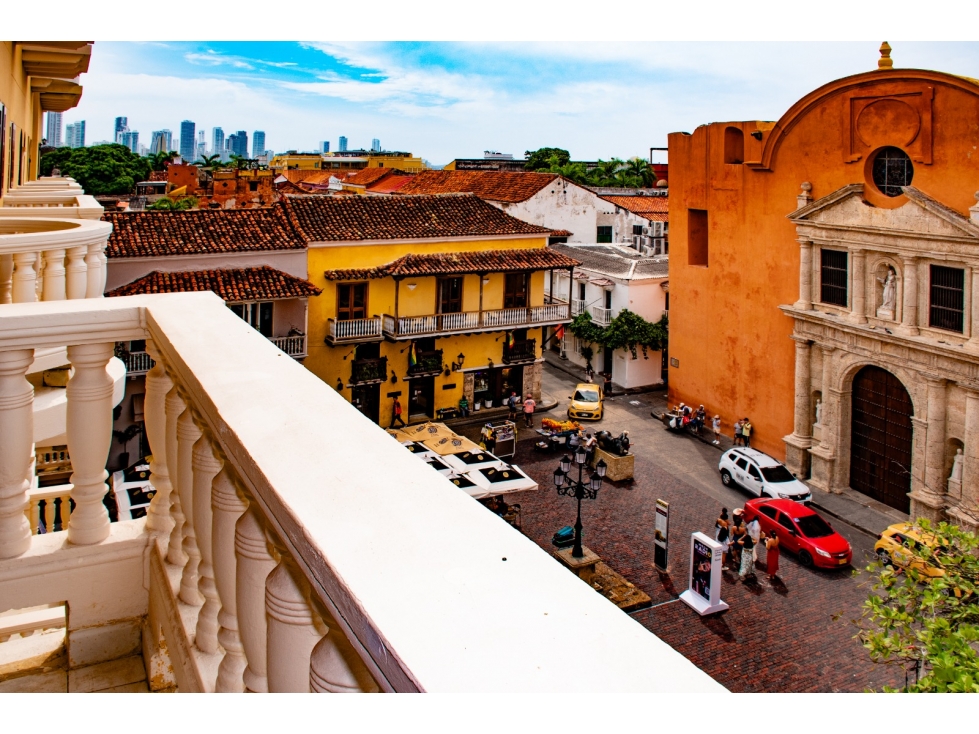 SE ARRIENDA O VENDE APARTAMENTO EN CARTAGENA 92M2